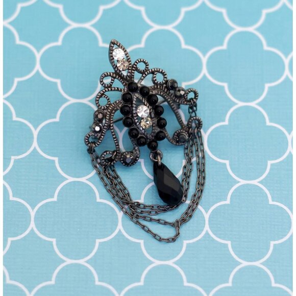 Vintage Gothic Spiral Chains Brooch - R1 - Picture 1 of 2